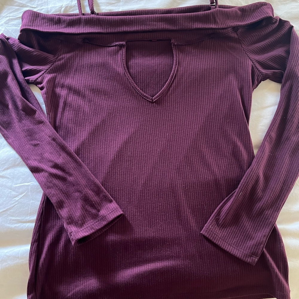 Burgundy off the shoulder long sleeve shirt